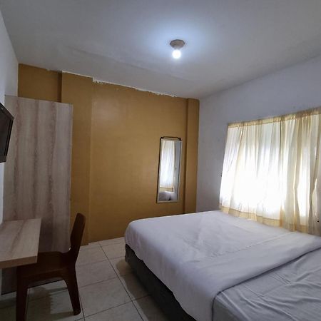 Hotel Oyo 93493 Wira Residensia Syariah Medan Exterior foto