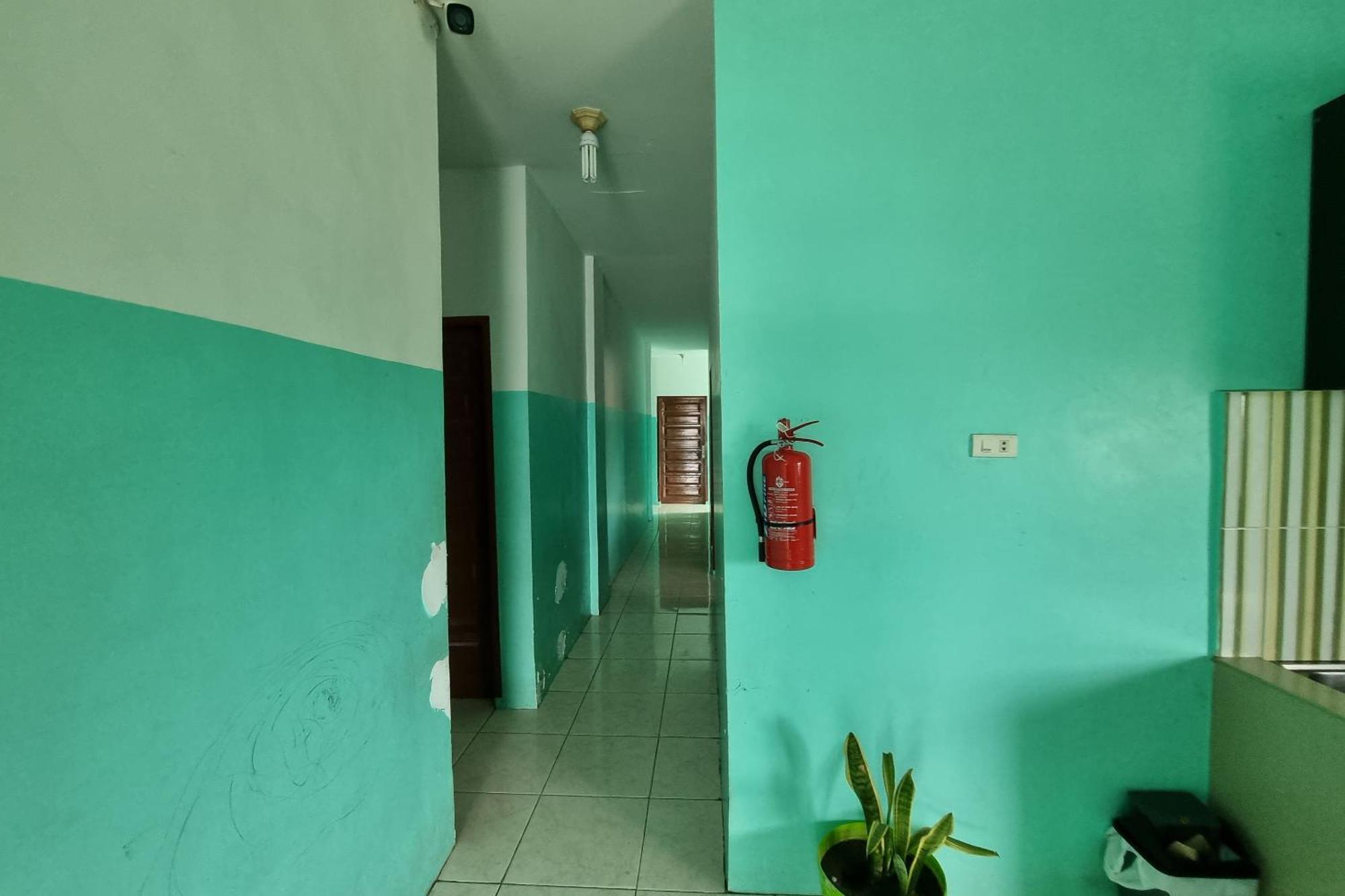 Hotel Oyo 93493 Wira Residensia Syariah Medan Exterior foto