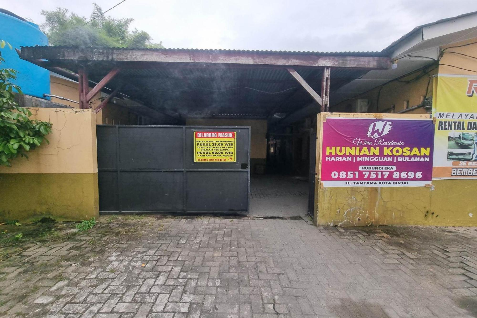 Hotel Oyo 93493 Wira Residensia Syariah Medan Exterior foto